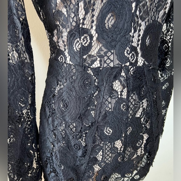 Francesca’s long sleeve black lace shorts dressy romper. Fully lined size XS EUC - Picture 3 of 11